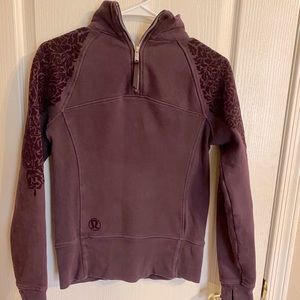 Rare lululemon pullover